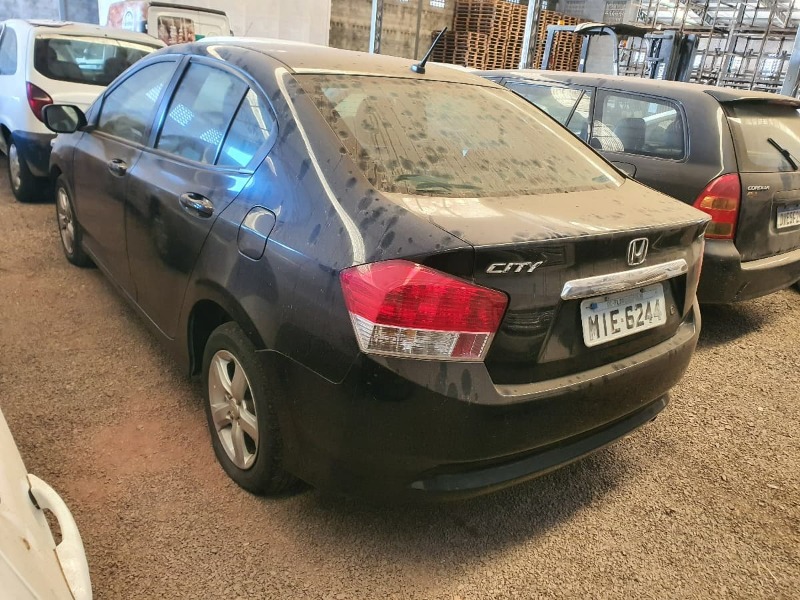 AUTOMÓVEL HONDA/CITY LX FLEX Ano: 2010/2010