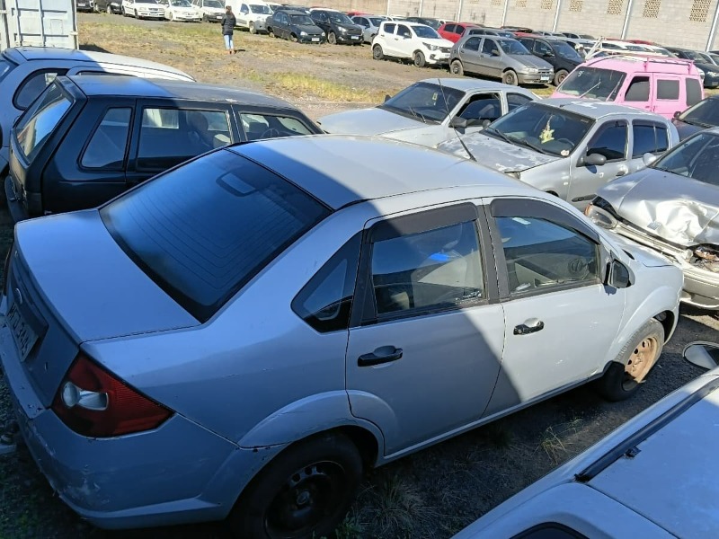 AUTOMÓVEL FORD/FIESTA SEDAN FLEX Ano: 2008/2008