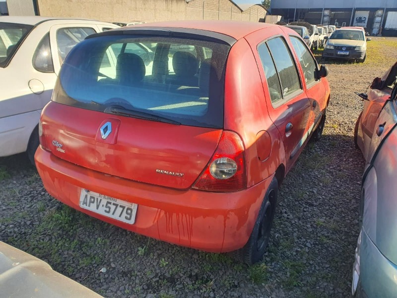 AUTOMÓVEL I/RENAULT CLIO AUT1016VH Ano: 2008/2008
