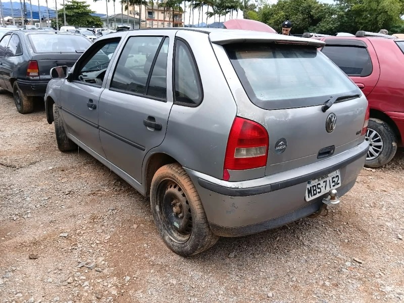 AUTOMÓVEL VW/GOL PLUS 16V Ano: 2001/2001