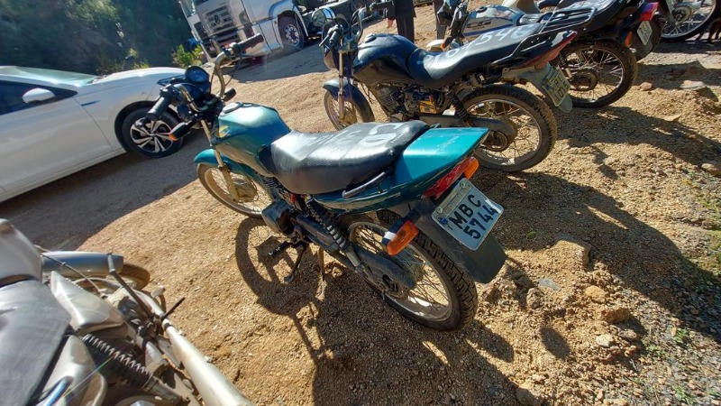 MOTOCICLETA HONDA/CG 125 TITAN KS Ano: 2001/2001