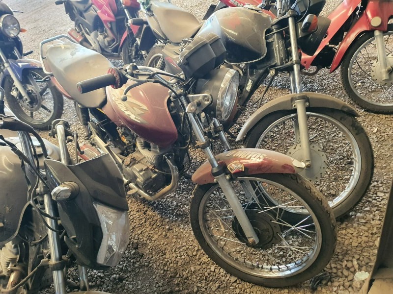 MOTOCICLETA HONDA/CG 125 TITAN ES Ano: 2003/2003