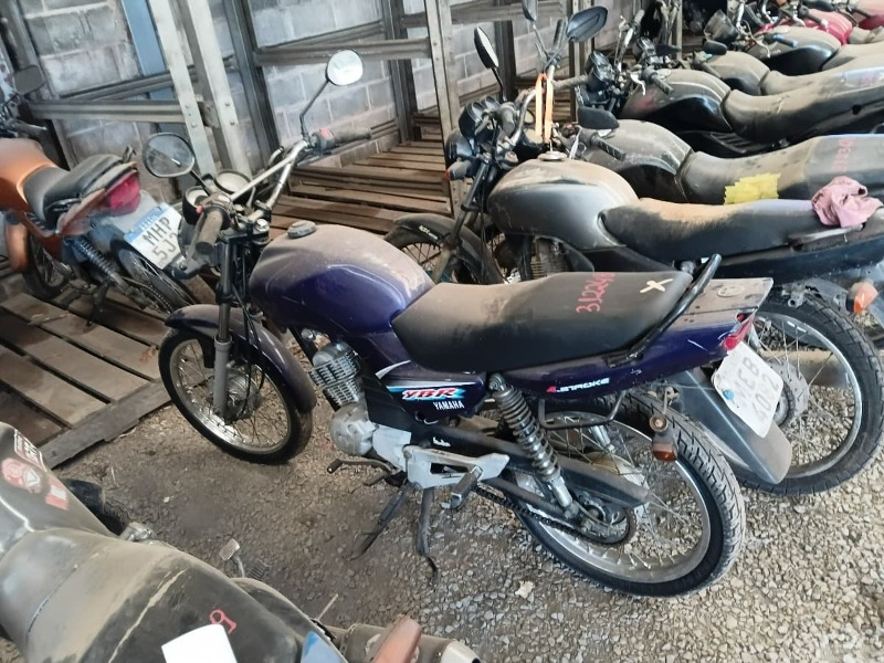 MOTOCICLETA YAMAHA/YBR 125E Ano: 2004/2004