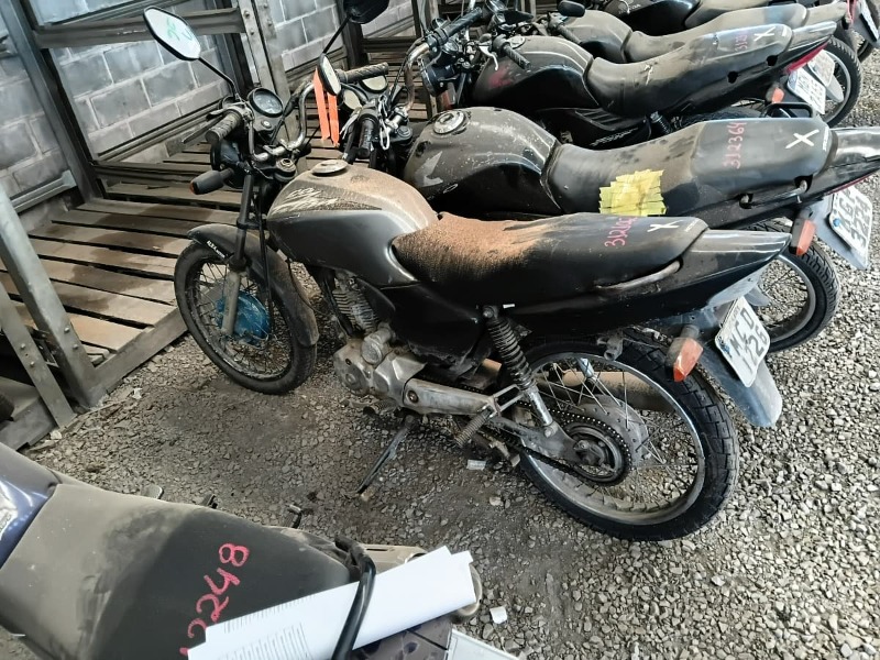 MOTOCICLETA HONDA/CG 125 TITAN ES Ano: 2002/2003
