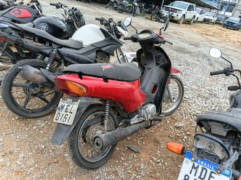 MOTONETA HONDA/C100 BIZ Ano: 2005/2005