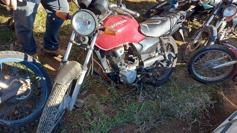 MOTOCICLETA HONDA/CG 125 FAN Ano: 2005/2006