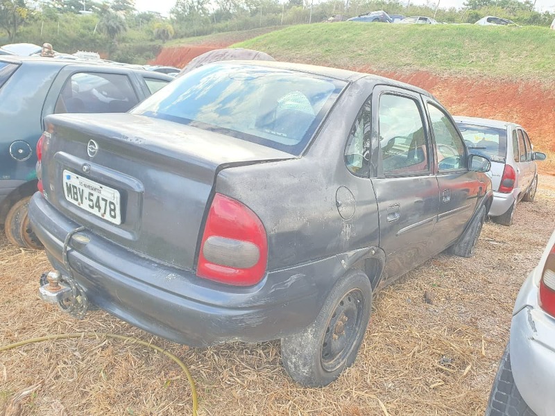 SUCATA GM/CORSA MILENIUM Ano: 2001/2002
