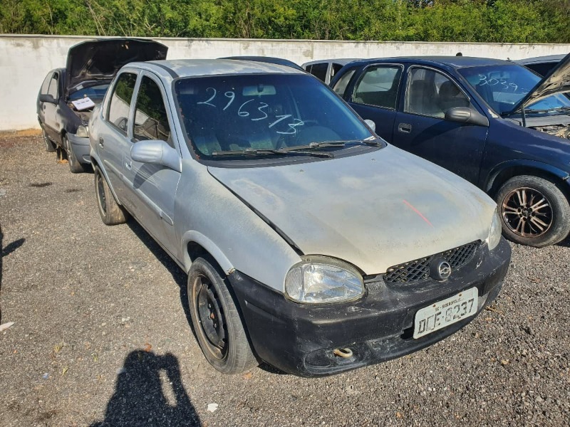 SUCATA GM/CORSA MILENIUM Ano: 2001/2001