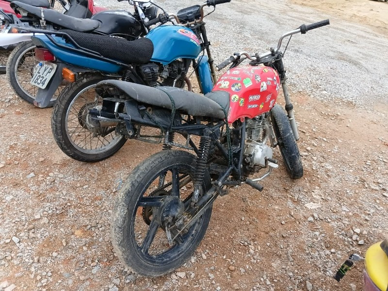 SUCATA KASINSKI/QJ125U Ano: 2002/2002