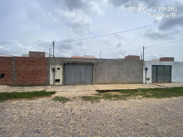 CASA, 51,98 M2 DE
ÁREA TOTAL, 51,98
M2 DE ÁREA
PRI, localizado em Teresina - PI