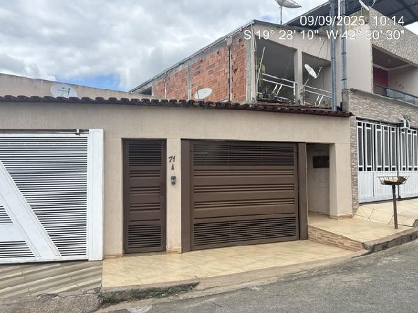 CASA, 170,14 M2 DE ÁREA TOTAL,
170,14 M2 DE ÁREA P, localizado em Santana Do Paraíso - MG