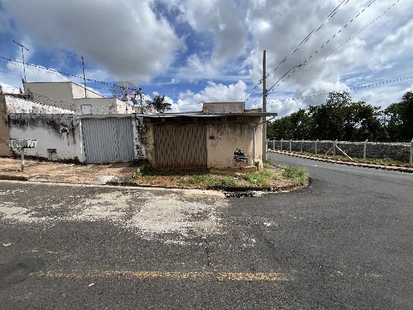 Casa, 62,39 m2 de área total, 49,09 m2 de área pri