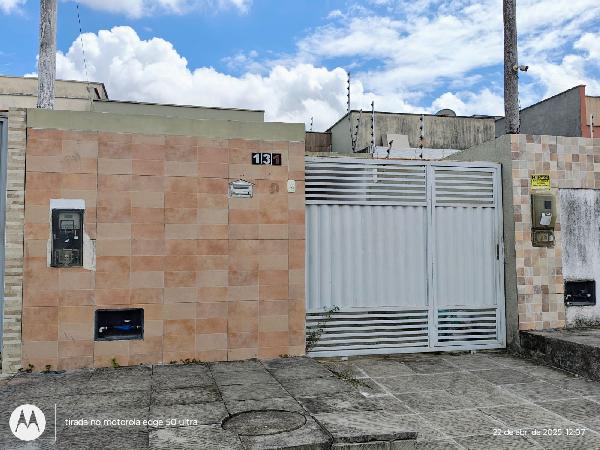 CASA, 75,24 M2 DE
ÁREA PRIVATIVA,
125M2 DE ÁREA DO, localizado em Feira De Santana - BA