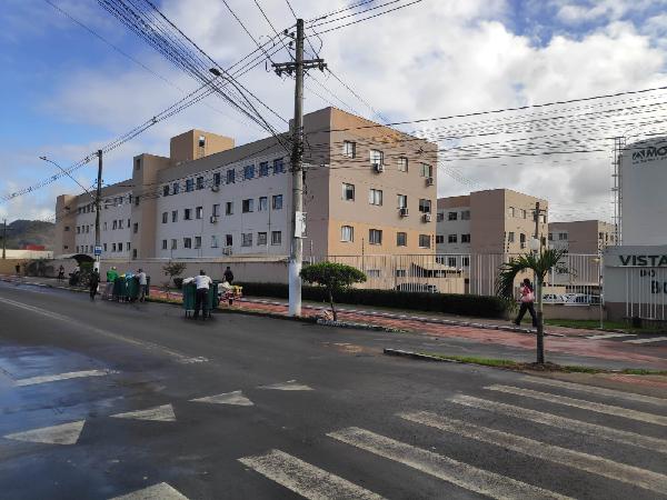 Apartamento, 76,23 m2 de área total, 32,64 m2 de á - foto 2