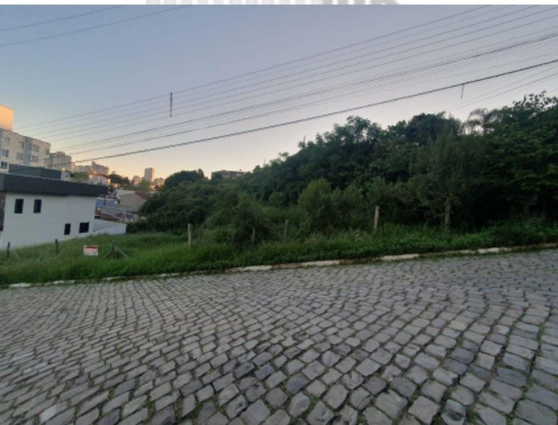 Terreno 348,00m², Lages/SC, localizado em Lages - SC