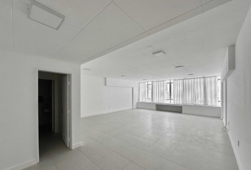 Sala 402, 69,55m², Florianópolis/SC, localizado em Florianópolis - SC