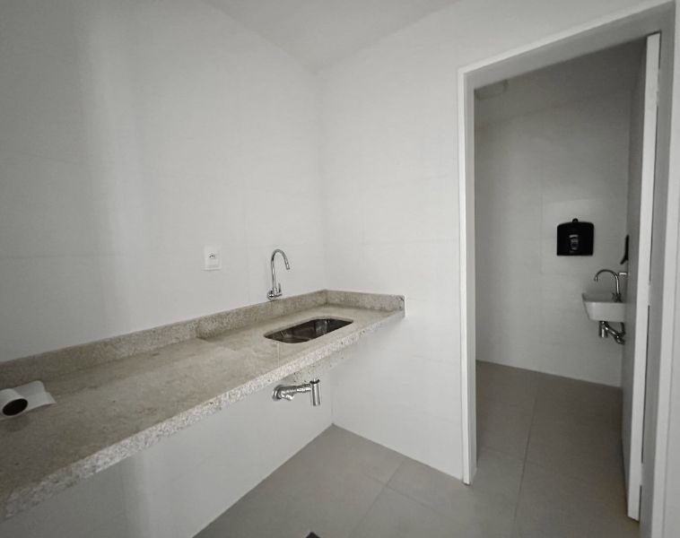 Sala 402, 69,55m², Florianópolis/SC, localizado em Florianópolis - SC