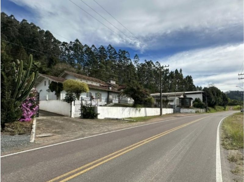 Terreno no Barra São João (foto 2 de 2)