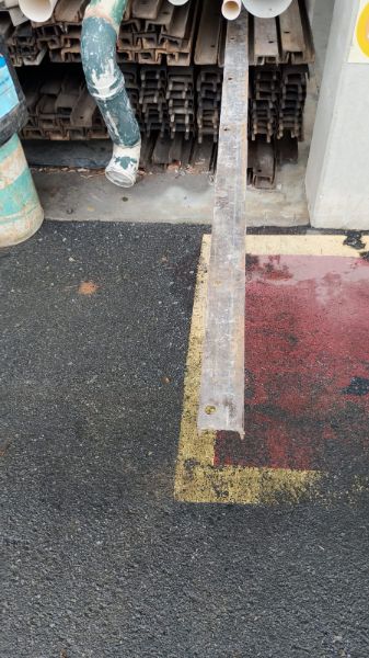 100 METROS PERFIL U PARA PISO 7,5 CM.