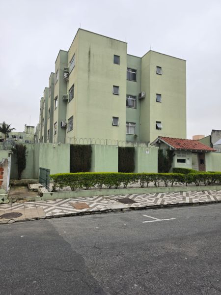 Apartamento e Garagem - PROXIMO CENTRO - ITAJAÍ