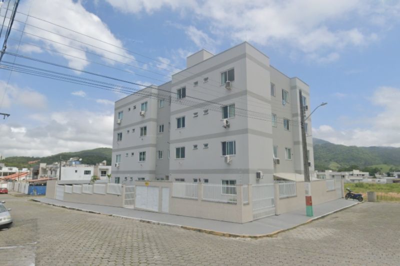 Apto. 303 Cond. Resid. Dona Helena - Camboriu