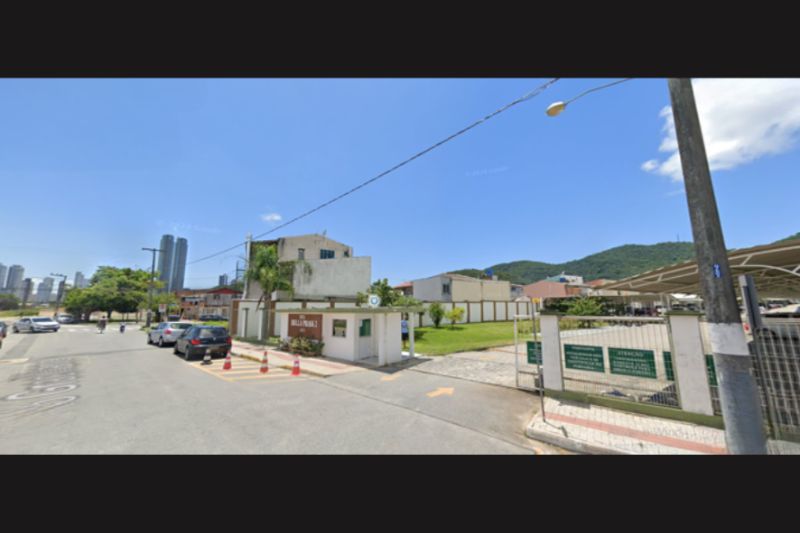 Apto. Resid. Bella Praia II - Baln. Camboriú SC, localizado em Balneário Camboriú - SC