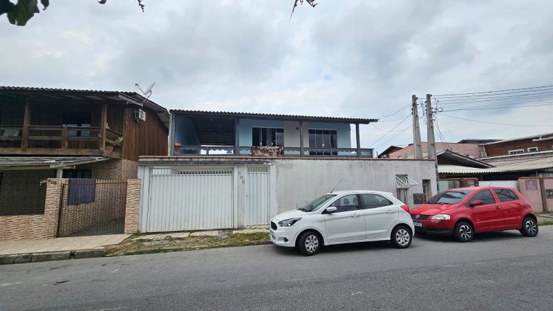Casa bairro cordeiros, itajaí sc.