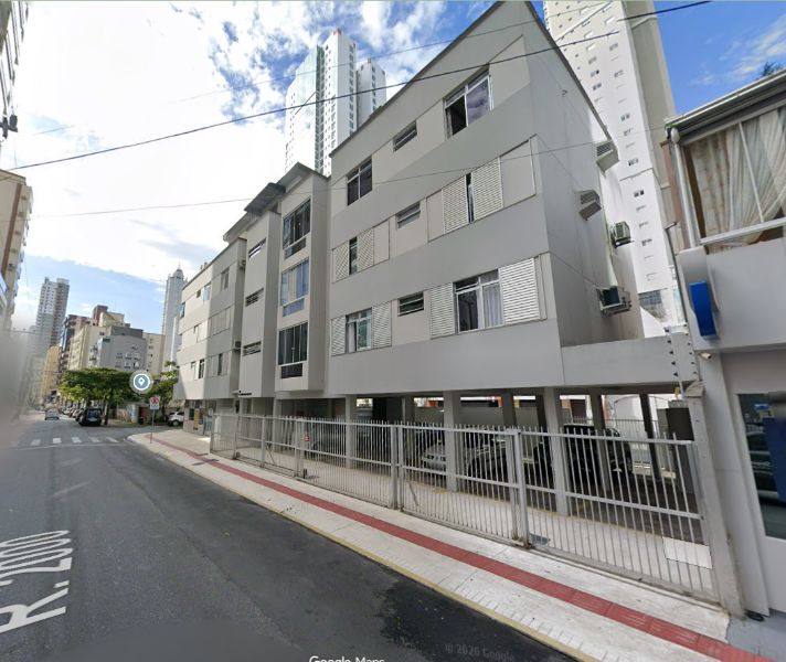 Apto.302 Cond. Bela Vista - Baln. Camboriú SC, localizado em Balneário Camboriú - SC, bairro Centro