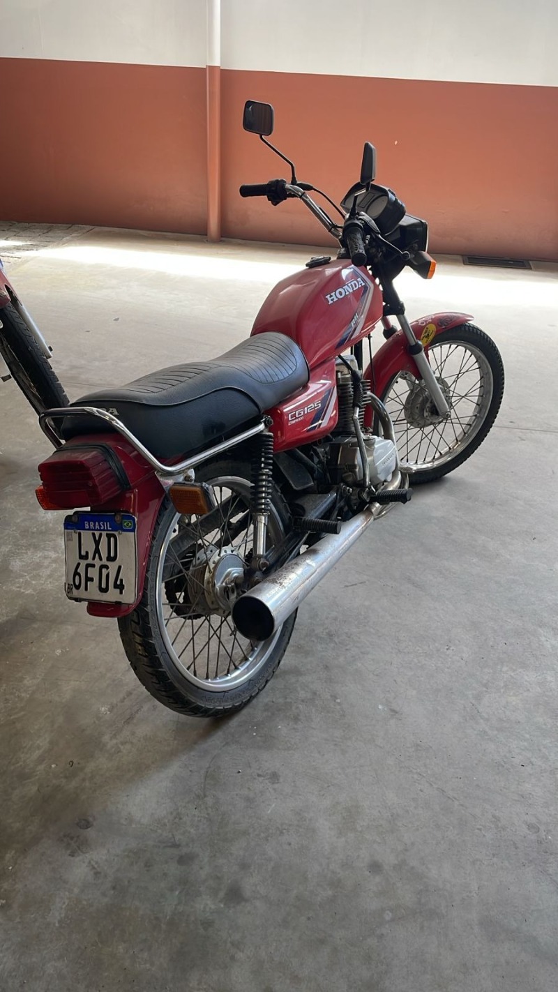 MOTOCICLETA HONDA/CG 125 Ano: 1985/1985