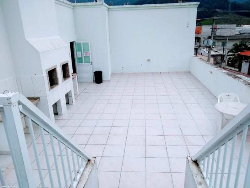 Apartamento com 2 quartos no Nova Esperança (foto 4 de 5)
