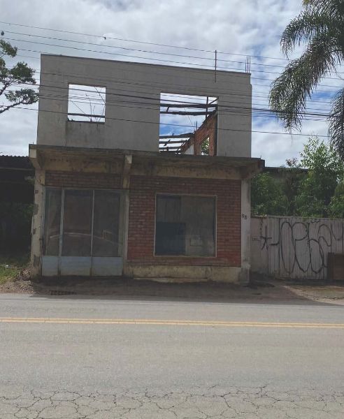 TERRENO URBANO, CONTENDO A ÁREA DE 643,00 M², localizado em Presidente Getúlio - SC