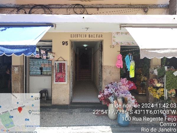 Apartamento, 45 m2 de área privativa, a.serv, wc,.