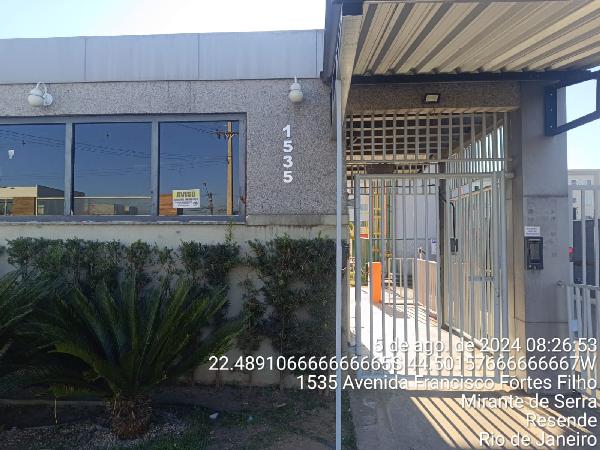 Apartamento, 43,2 m2 de área privativa, 2 qts, wc.