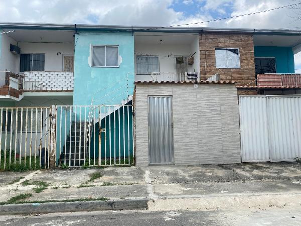 Casa, 38,11 m2 de área privativa, 46,13m2 de área.