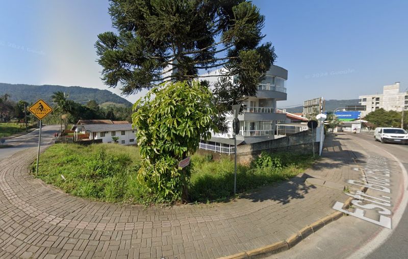 Terreno fundo canoas.