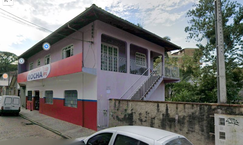 OS DIREITOS DO EXECUTADO SOBRE O IMÓVEL, localizado em Blumenau - SC, bairro Vorstadt