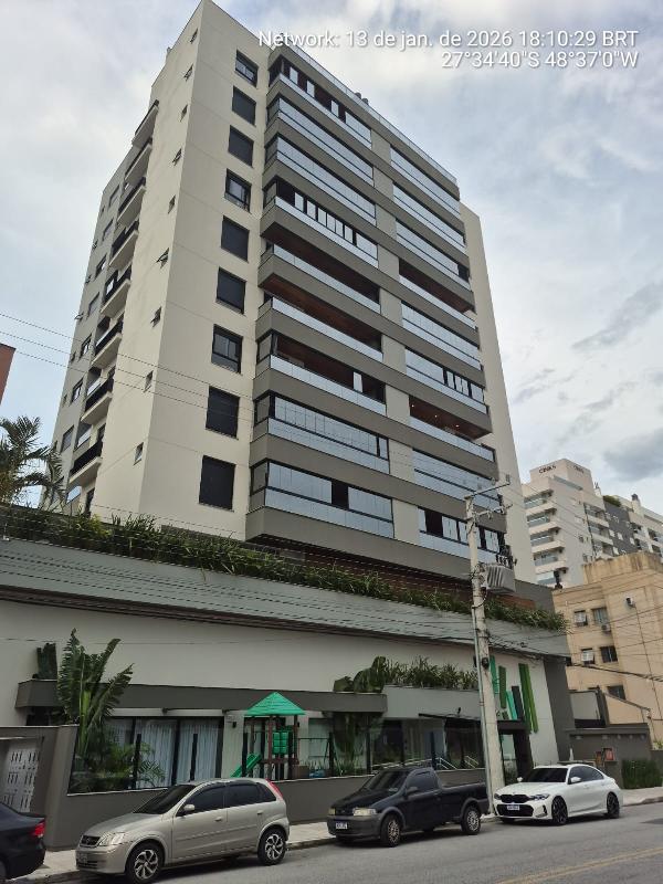 Apartamento, 136,86 m2 de área total, 94,30 m2 de, localizado em São José - SC