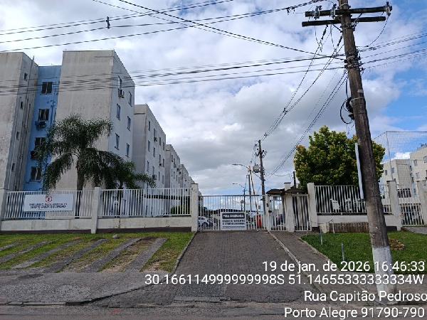 Apartamento, 80,79 m2 de área total, 38,72 m2 de á, localizado em Porto Alegre - RS