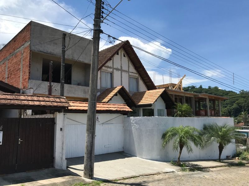Casa Residêncial - Bairro Badenfurth, localizado em Blumenau - SC