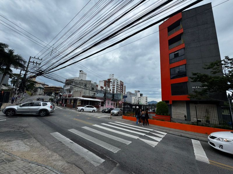 Apartamento - Ed. Alexandrina Rocha, localizado em Florianópolis - SC