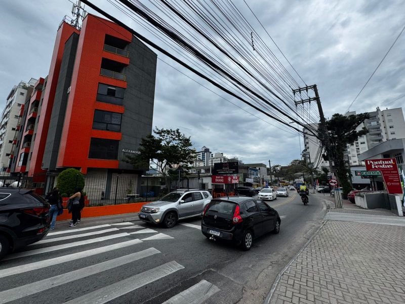 Apartamento - Ed. Alexandrina Rocha, localizado em Florianópolis - SC