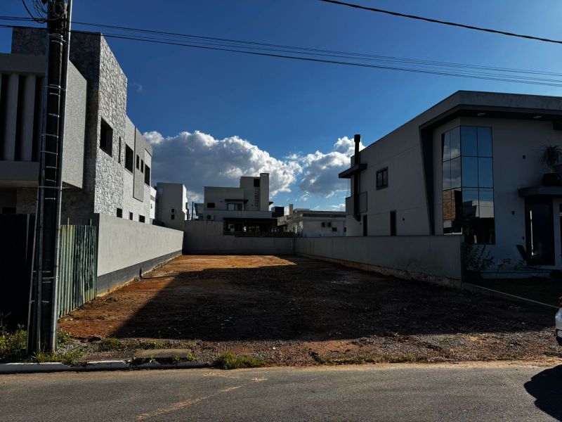 Imagem do imóvel Terreno no Caledonia
