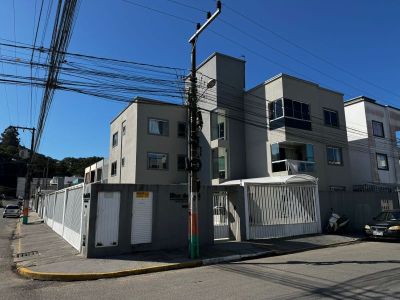 Apartamento - Res. Ilha do Mel, localizado em Camboriú - SC
