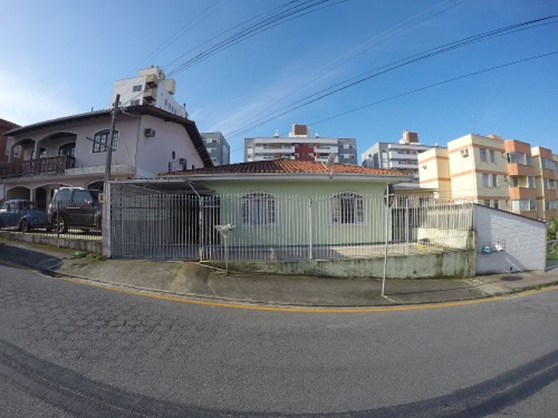 Casa - Praia Comprida, localizado em São José - SC