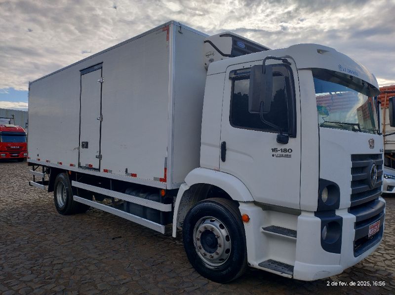 Veículo VOLKSWAGEN 15.180 CNM Caminhão VW/15.180 CNM 2009/2010 Aberto 2010 em leilão