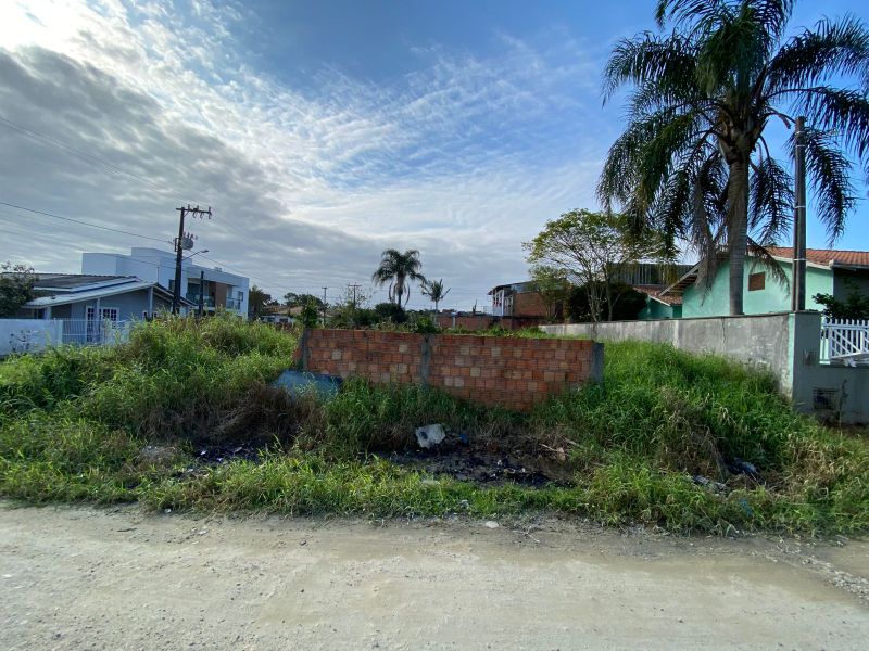 Terreno 300m² de Esquina - Jardim Caravela, localizado em Barra Velha - SC