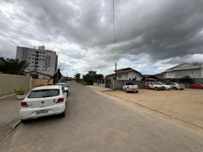 Terreno 447,30m², localizado em Canelinha - SC