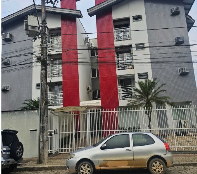 Garagem nº 18, localizado em Joinville - SC