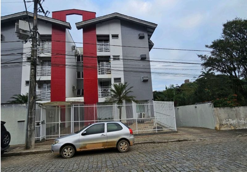 Garagem nº 18, localizado em Joinville - SC