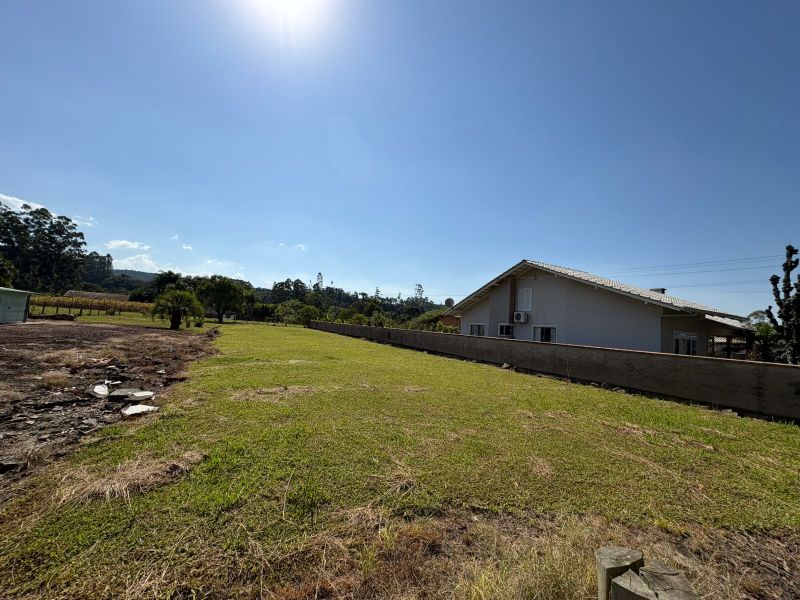 Terrenos em Agrôlandia, localizado em Agrolândia - SC, bairro Três Barras